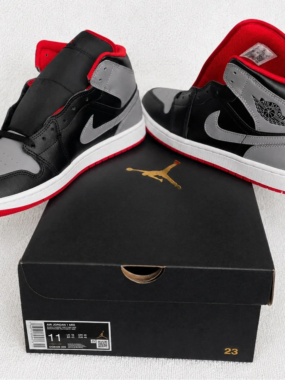 Air Jordan 1 Mid Bred Shadow- Black/Gray/Red Mens Size 11 Brand New